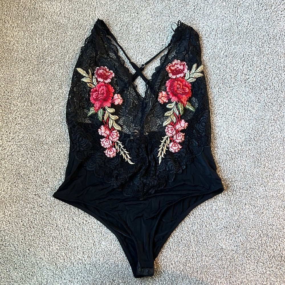 Akira Black Bodysuit! NWOT size Large